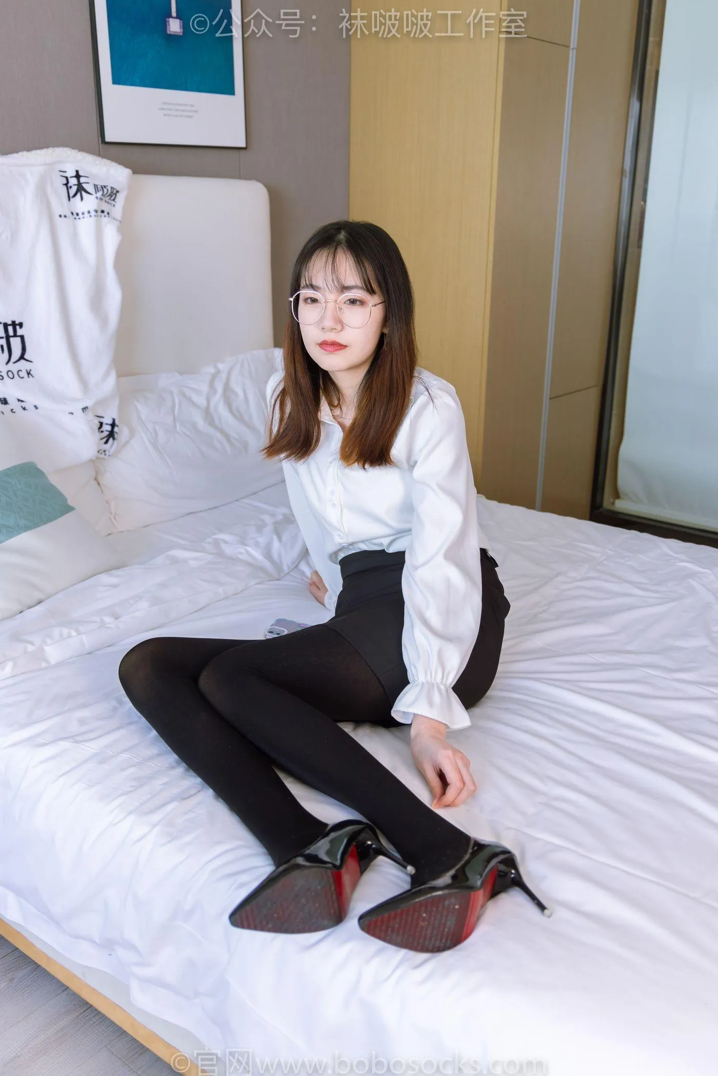 [BoBoSocks袜啵啵]NO.090 小甜豆-高跟鞋、厚黑丝 [140P]插图6